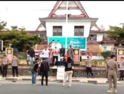 Puluhan Mahasiswa GMNI Dairi Gelar Aksi di Kantor Bupati Dairi.