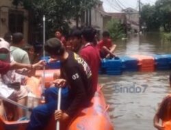Banjir 5 Meter Rendam Perumahan di kecamatan Periuk Kota Tangerang.