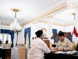 Presiden Prabowo dan Kabinet Merah Putih Serahkan Zakat di Istana Negara