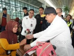 Menko Polkam Tinjau Pelabuhan dan Bandara, Pastikan Kesiapan Layanan Mudik Lebaran.