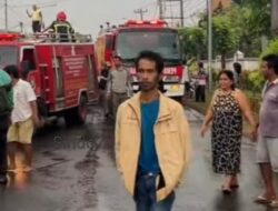 Warga Kelurahan Siopat Suhu Siantar Timur, Berhamburan Kejalan Akibat Kebakaran Bengkel Ban.