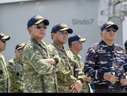 Panglima TNI Dampingi Menhan RI Tinjau Latihan Gabungan di Karimunjawa