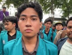 BEM SI Sumbagut Demo di DPRD Sumut, Suarakan Nasib Buruh dan Guru