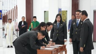 Kakanwil Kemenkum Sumut Lantik PNS dan Pejabat Fungsional, Tekankan Kerja Keras, Cerdas, dan Ikhlas