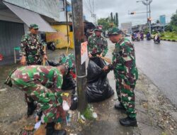 Semangat Gotong Royong, Kodim 1710/Mimika Bersihkan Lingkungan Bersama Masyarakat