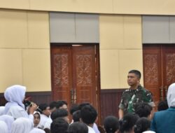 Membentuk Tenaga Kesehatan Berkarakter, Danrem 031/Wira Bima Isi Pembekalan PKKMB Poltekkes Kemenkes Riau