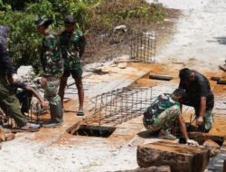 Rehab Jembatan TMMD Ke-129 Capai 55 Persen, Satgas TMMD Percepat Konektivitas dan Akses Masyarakat Kampung Sesor