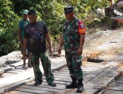 Dansatgas TMMD Ke-129 Tinjau Langsung Rehab Jembatan di Kampung Sesor, Pastikan Pembangunan Tepat Sasaran dan Berkualitas