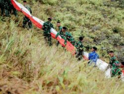 Sang Merah Putih Terbesar di Indonesia Berkibar di Puncak Gunung Cycloop, Koops TNI Habema : Gegap Gempita Damai Persatuan dari Tanah Cenderawasih.