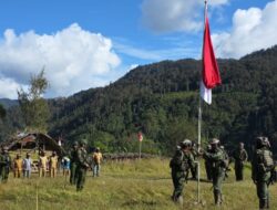 Menembus Keterisolasian Ugimba: Misi Pengabdian Koops TNI Habema Mengibarkan Merah Putih di Kaki Gunung Cartenz