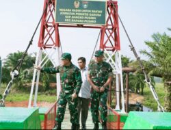 Pangdam XIX Tuanku Tambusai Tinjau Jembatan Garuda, Dorong Mobilitas dan Ekonomi Warga Rohil