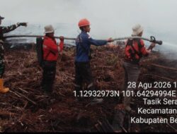 Kodam XIX Tuanku Tambusai Bersama Tim Gabungan Hadapi Karhutla di Hutan GSK Bengkalis