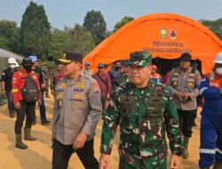 Tinjau Karhutla di Siak, Pangdam XIX/TT dan Kapolda Riau Pastikan Penanganan Berlanjut