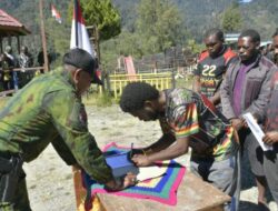 Dalam 2 Hari Berturut-turut, 6 Anggota OPM Resmi Memeluk NKRI Lewat Sentuhan Humanis Satgas Koops TNI Habema
